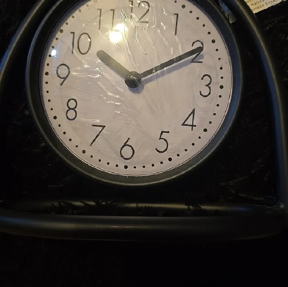 Black & Tan Tabletop Clock